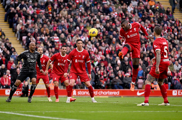 利物浦主场战胜阿贾克斯,取得分 利物浦主场战胜阿贾克斯,取得分