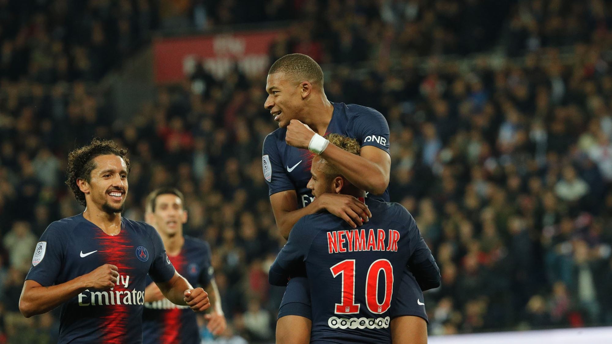 拉科鲁尼亚主场不敌巴伦西亚,未能改变战局的简单介绍 拉科鲁尼亚主场不敌巴伦西亚,未能改变战局的简单介绍